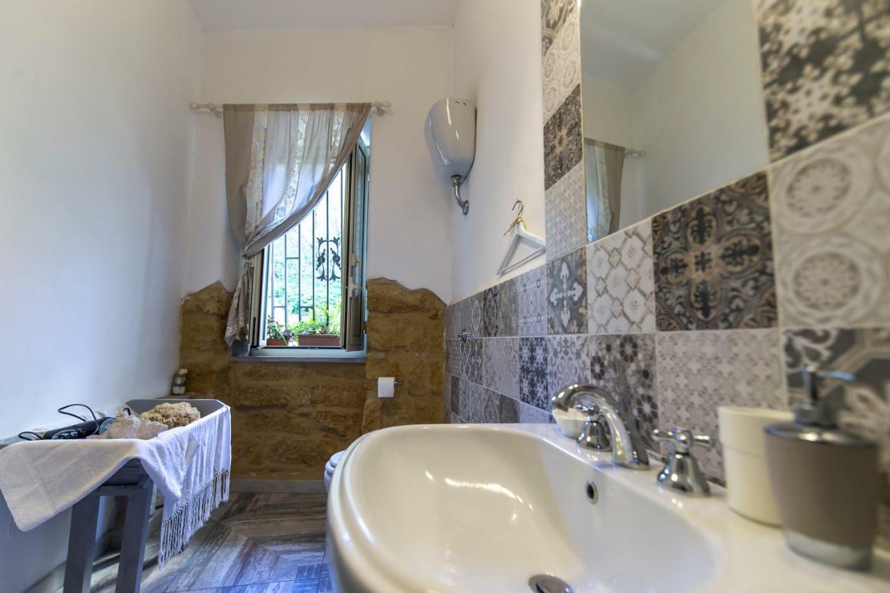 Zabbara Bed & Breakfast Agrigento Bagian luar foto